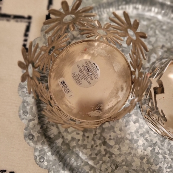 ⭐️40% Off⭐️ Bath & Body Works / White Barn 4 Spring Candle Sleeve Bundle - Picture 12 of 13